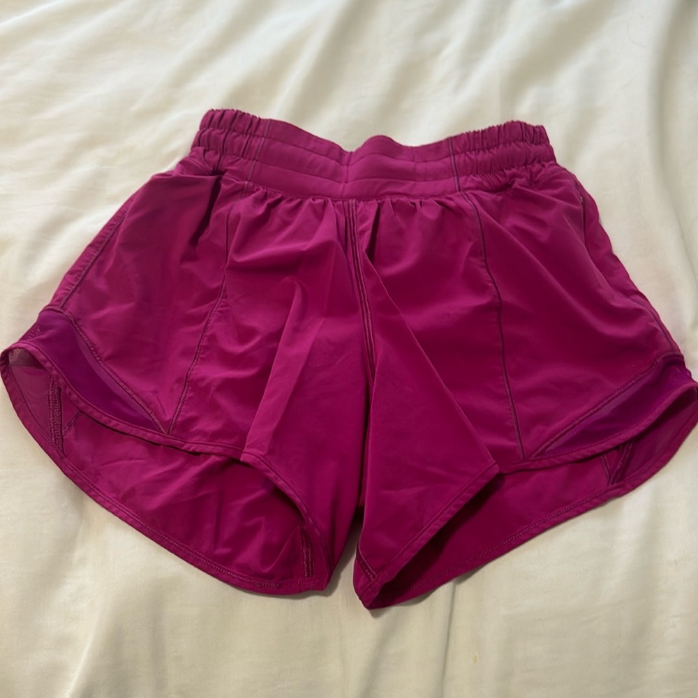 Lululemon Hotty hot shorts